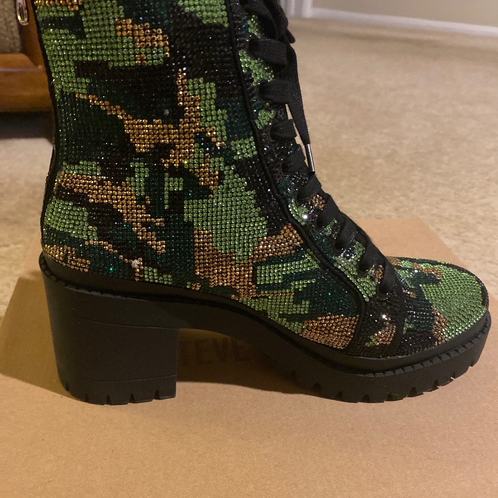 Steve Madden Ankle Boot